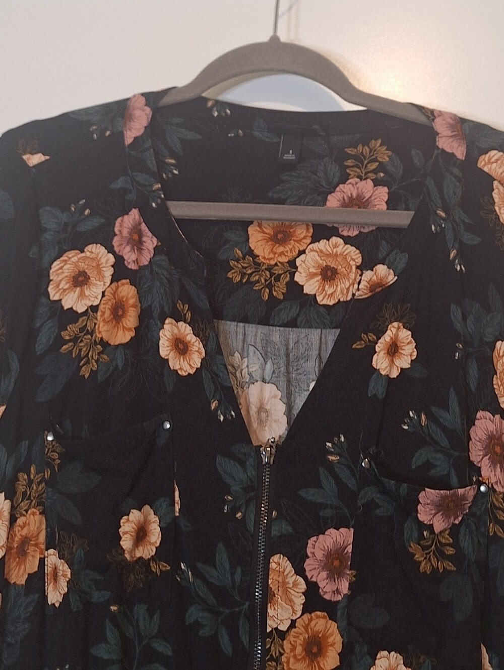 TORRID Floral Challis Zip Front Shirt Dress Knee Length Pockets Black Peach 1X - Picture 3 of 16
